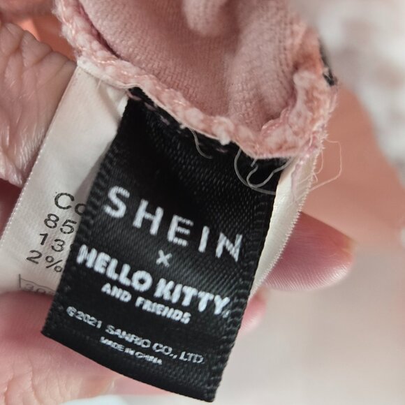 Shein X Hello Kitty and Friends Pink Distressed Juniors Mini Skirt Size Medium - Picture 7 of 10